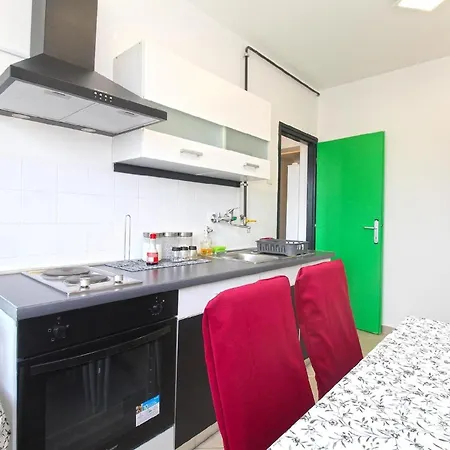 Ferienwohnung Fuer 3 Personen Ca 28 Qm In Pula, Istrien Istrische Riviera